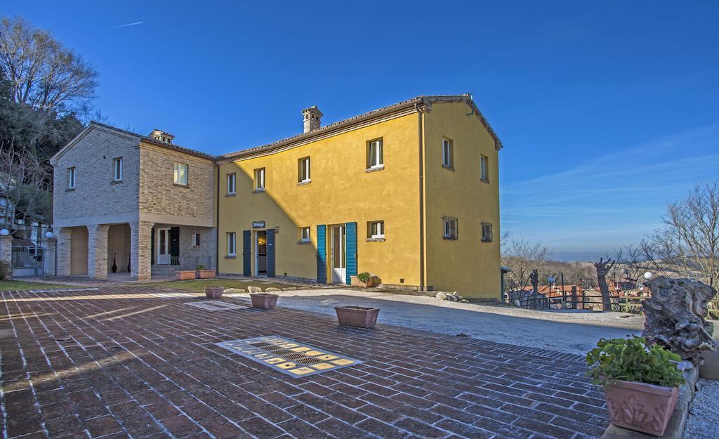 Hotel Il Ristoro Del Viandante Offagna Exterior foto