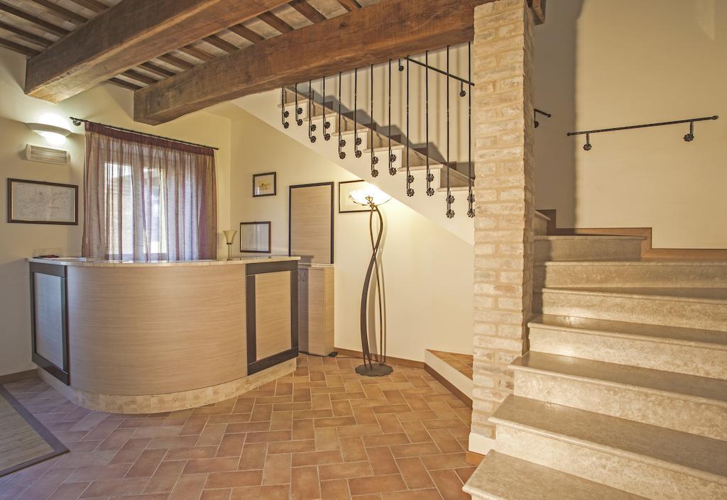 Hotel Il Ristoro Del Viandante Offagna Exterior foto