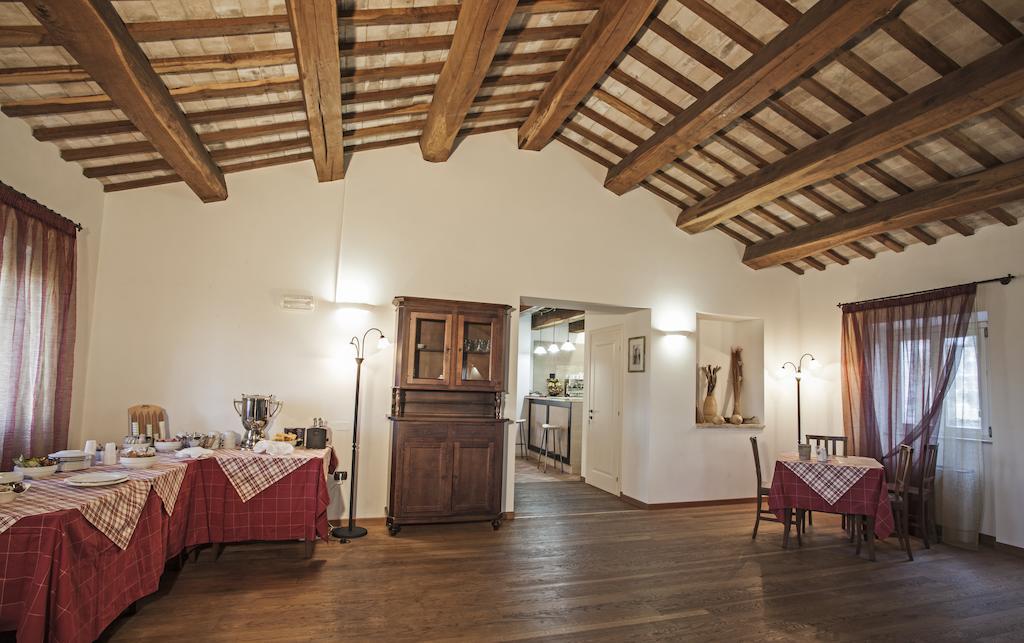 Hotel Il Ristoro Del Viandante Offagna Exterior foto