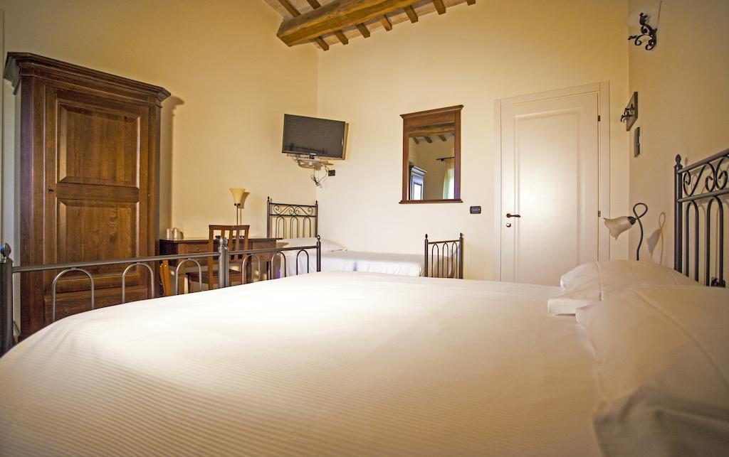 Hotel Il Ristoro Del Viandante Offagna Zimmer foto